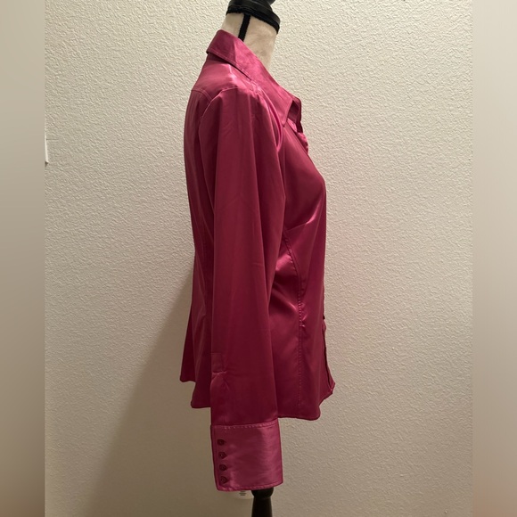 BNWT Hot pink satin button down - Picture 6 of 12